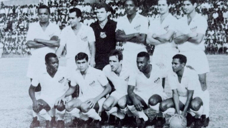 Archives – 31 Mai 1967 : le Roi Pelé et le Santos FC affrontent le Gabon